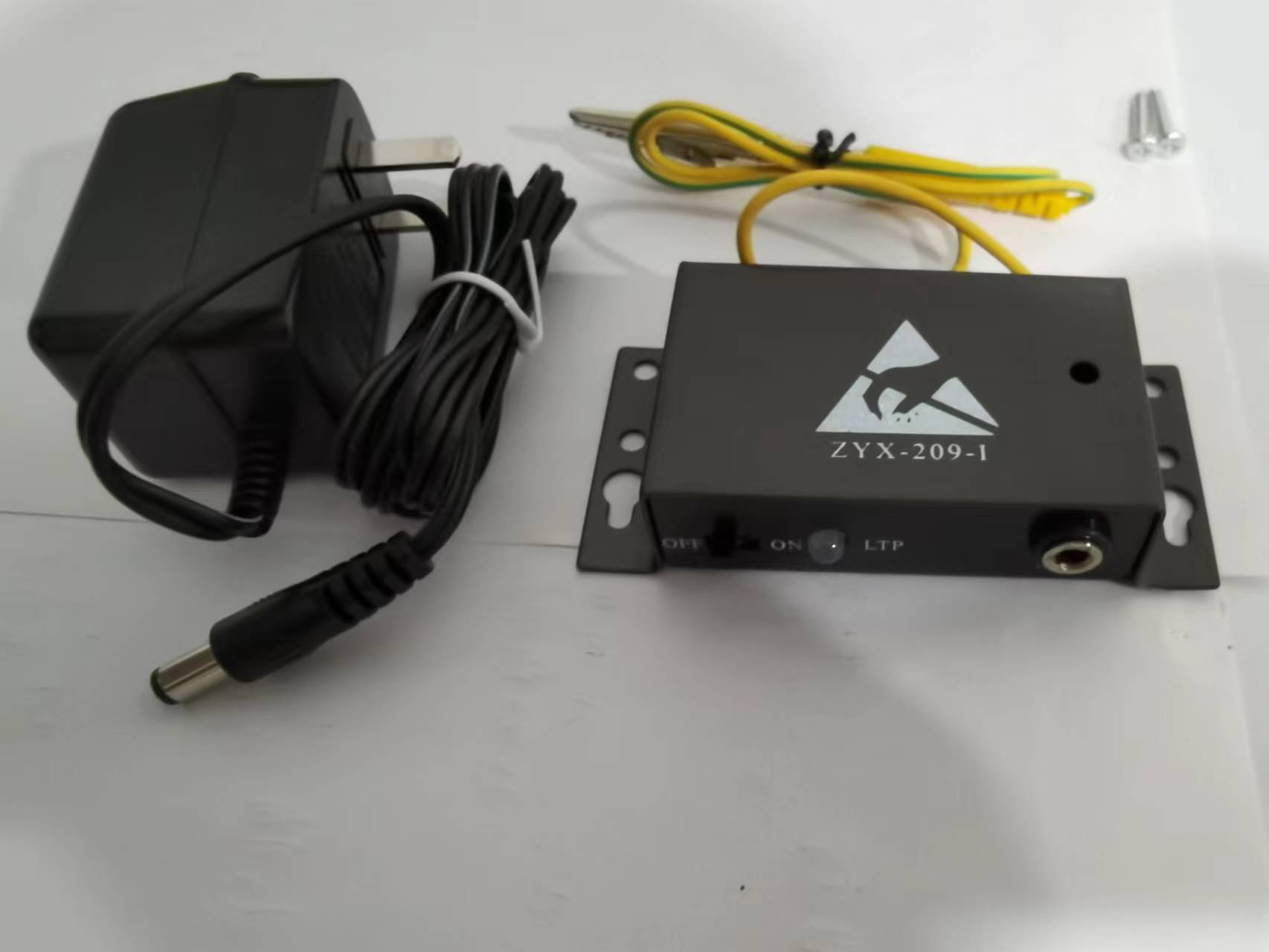209-I ESD Wrist Strap Online Monitor