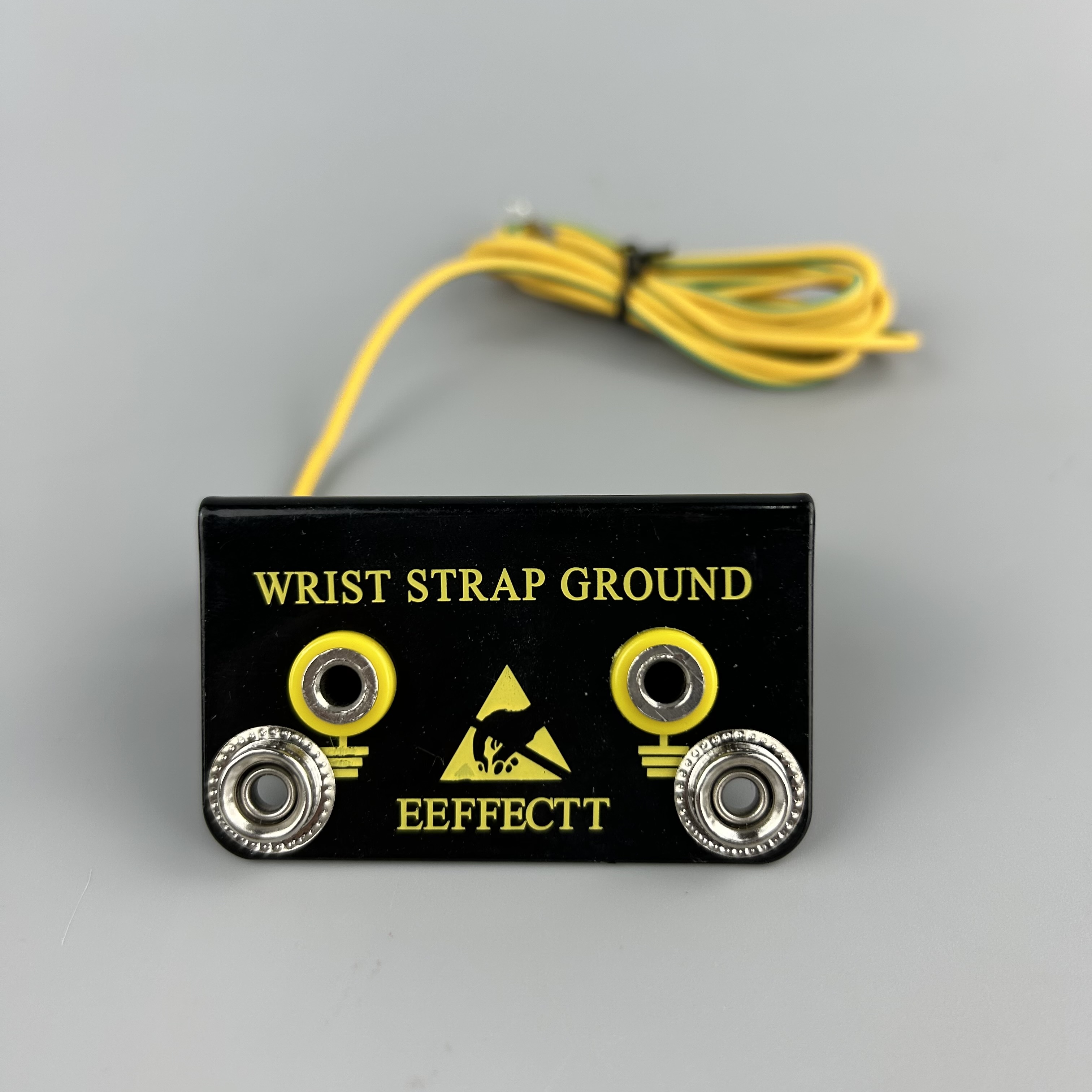 ESD L-type Ground Plug